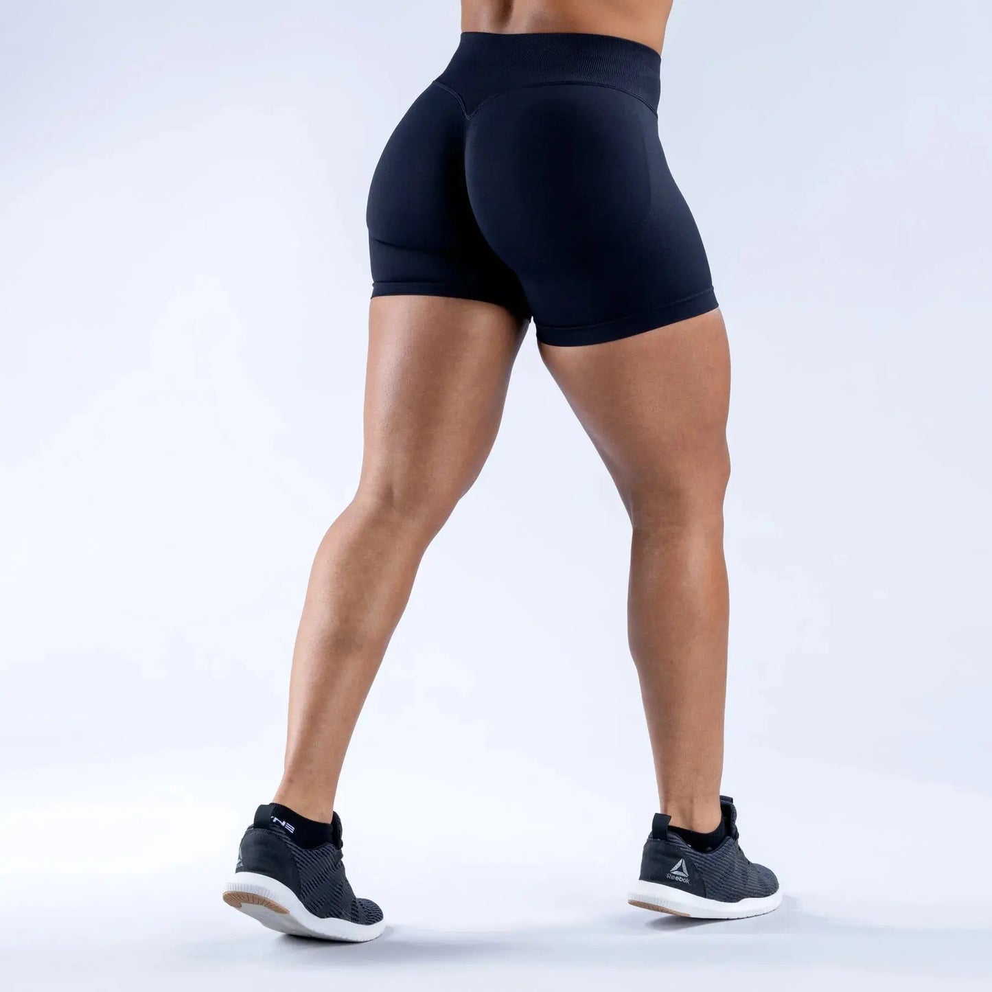 Booty Scrunch Butt Lifting Seamless Yoga Shorts Naked Feel Leggings Squat Proof Comfort Fitness Gym Tights Shorts Women Gym Ethics-Sports