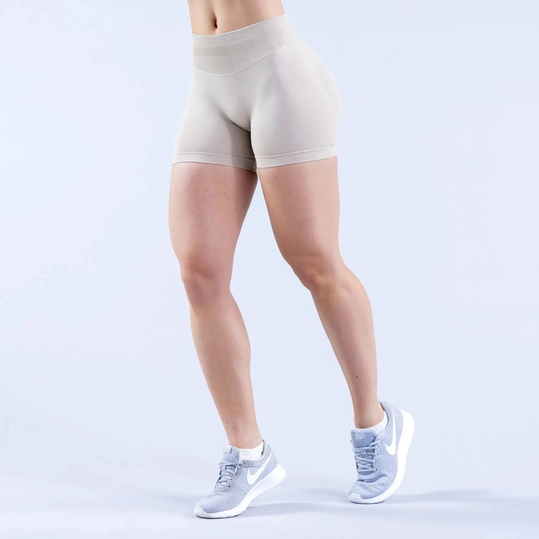 Booty Scrunch Butt Lifting Seamless Yoga Shorts Naked Feel Leggings Squat Proof Comfort Fitness Gym Tights Shorts Women Gym Ethics-Sports