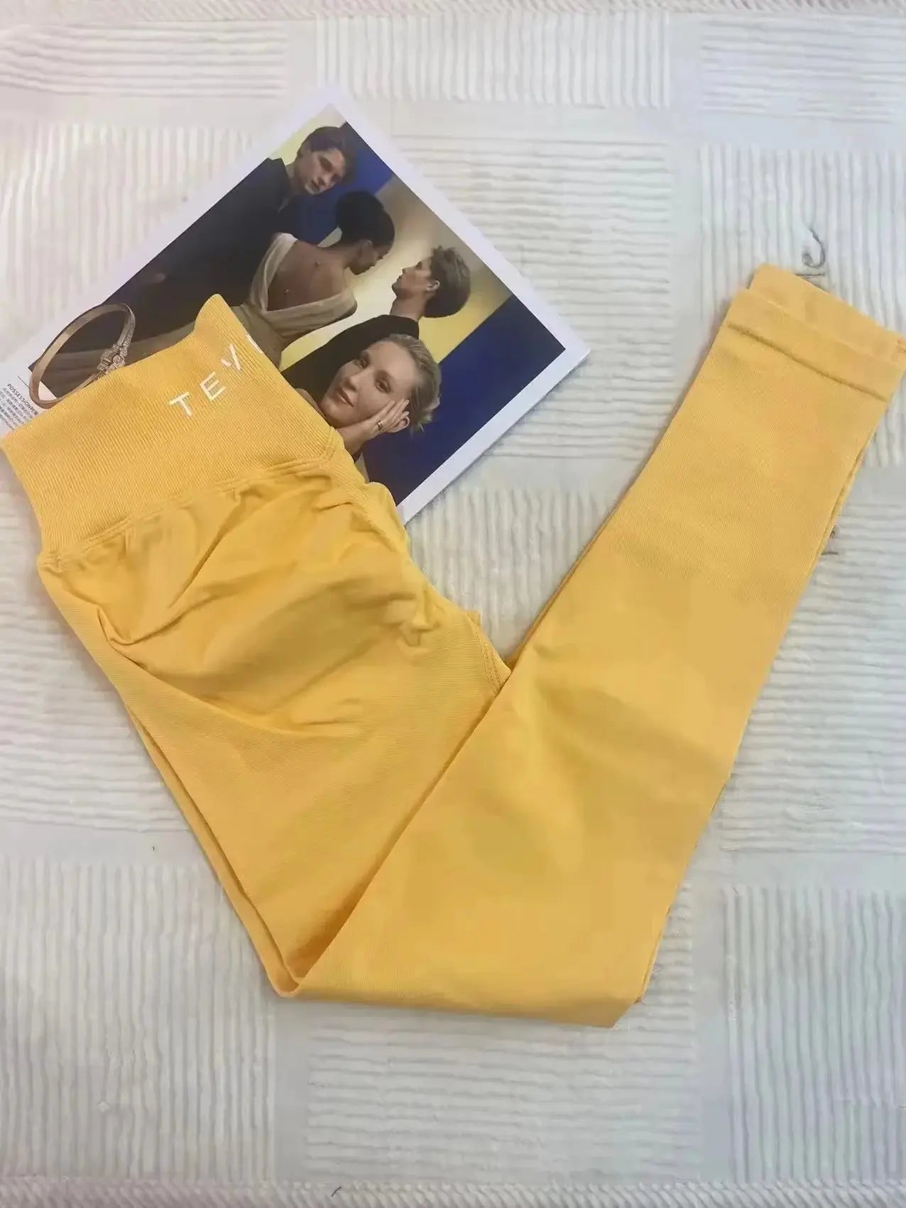 Neue Teveo Shock Wave Skinny Damen Sommerkleidung Nahtlose Yoga bedruckte Fitnesshose Bequeme und atmungsaktive Fitnessstrumpfhose Ethics Sports