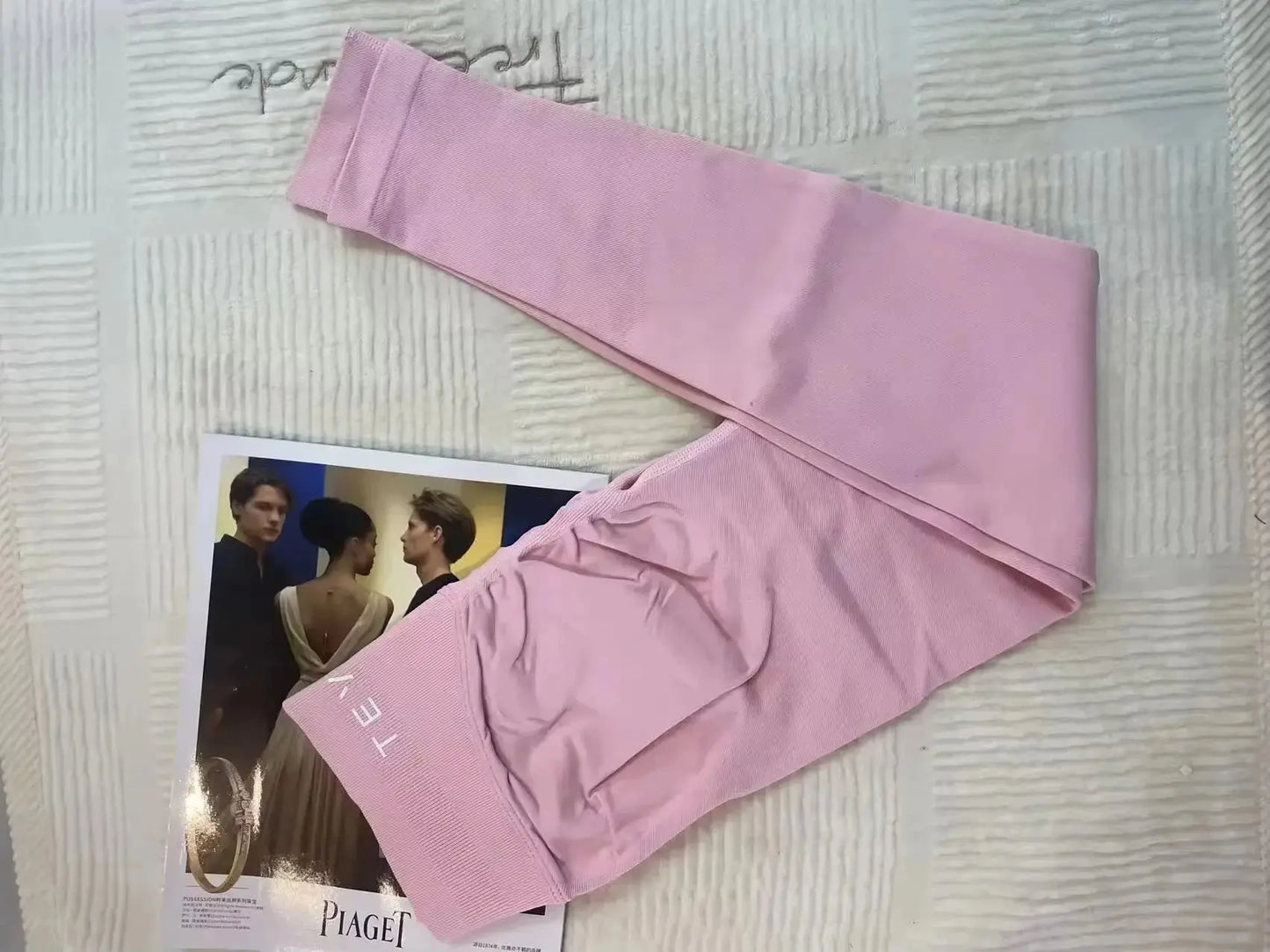 Neue Teveo Shock Wave Skinny Damen Sommerkleidung Nahtlose Yoga bedruckte Fitnesshose Bequeme und atmungsaktive Fitnessstrumpfhose Ethics Sports