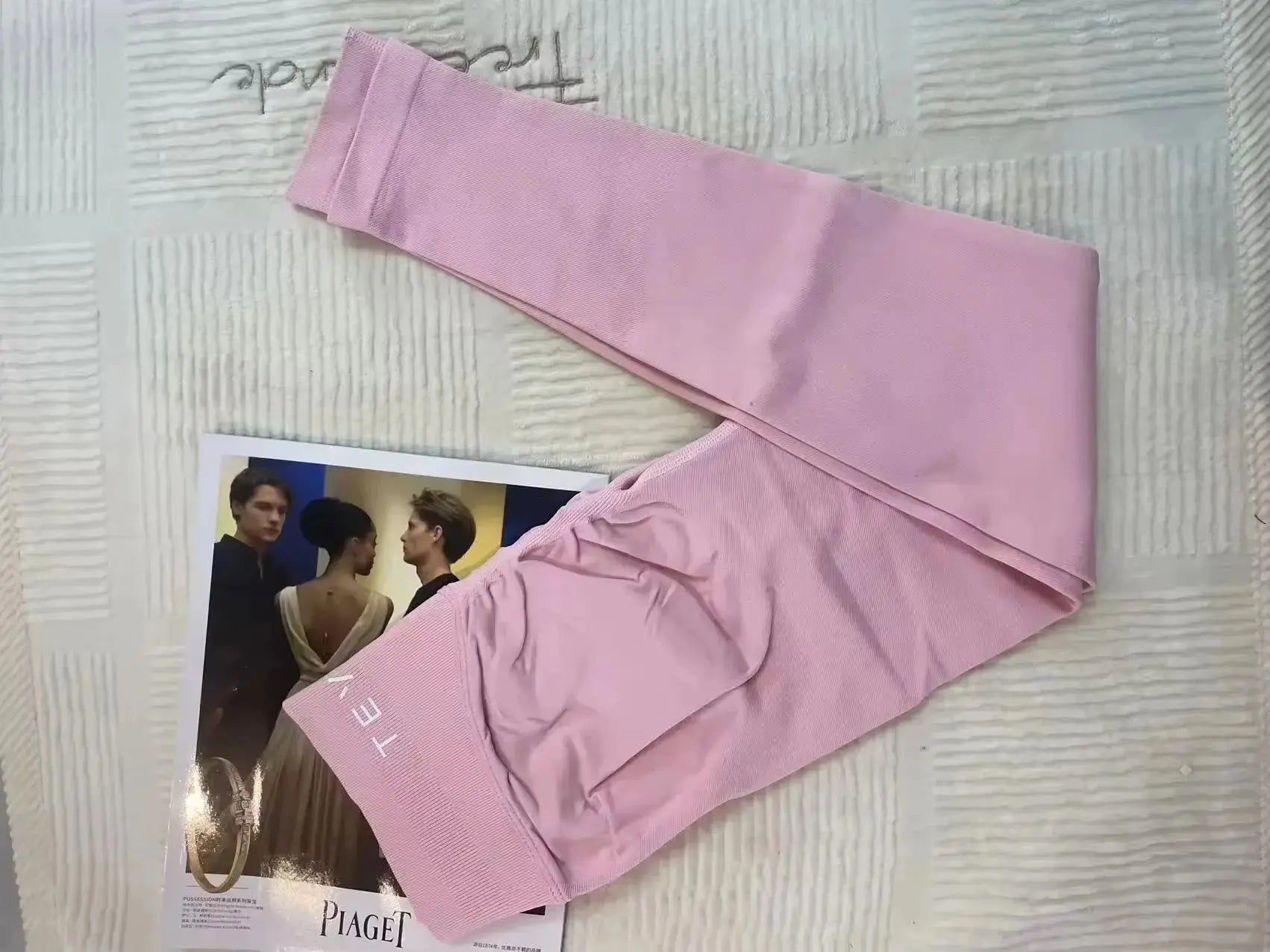 Neue Teveo Shock Wave Skinny Damen Sommerkleidung Nahtlose Yoga bedruckte Fitnesshose Bequeme und atmungsaktive Fitnessstrumpfhose Ethics Sports